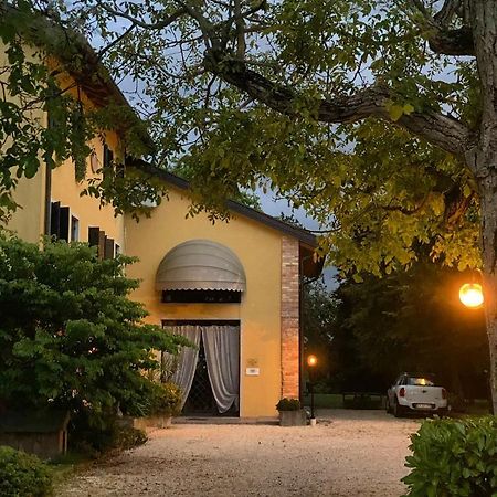 サン・ミケーレ・アル・タリアメント Al Vecchio Fienile Bed & Breakfast エクステリア 写真