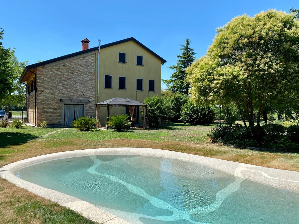 サン・ミケーレ・アル・タリアメント Al Vecchio Fienile Bed & Breakfast エクステリア 写真