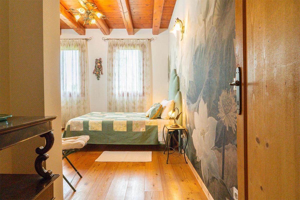 サン・ミケーレ・アル・タリアメント Al Vecchio Fienile Bed & Breakfast エクステリア 写真