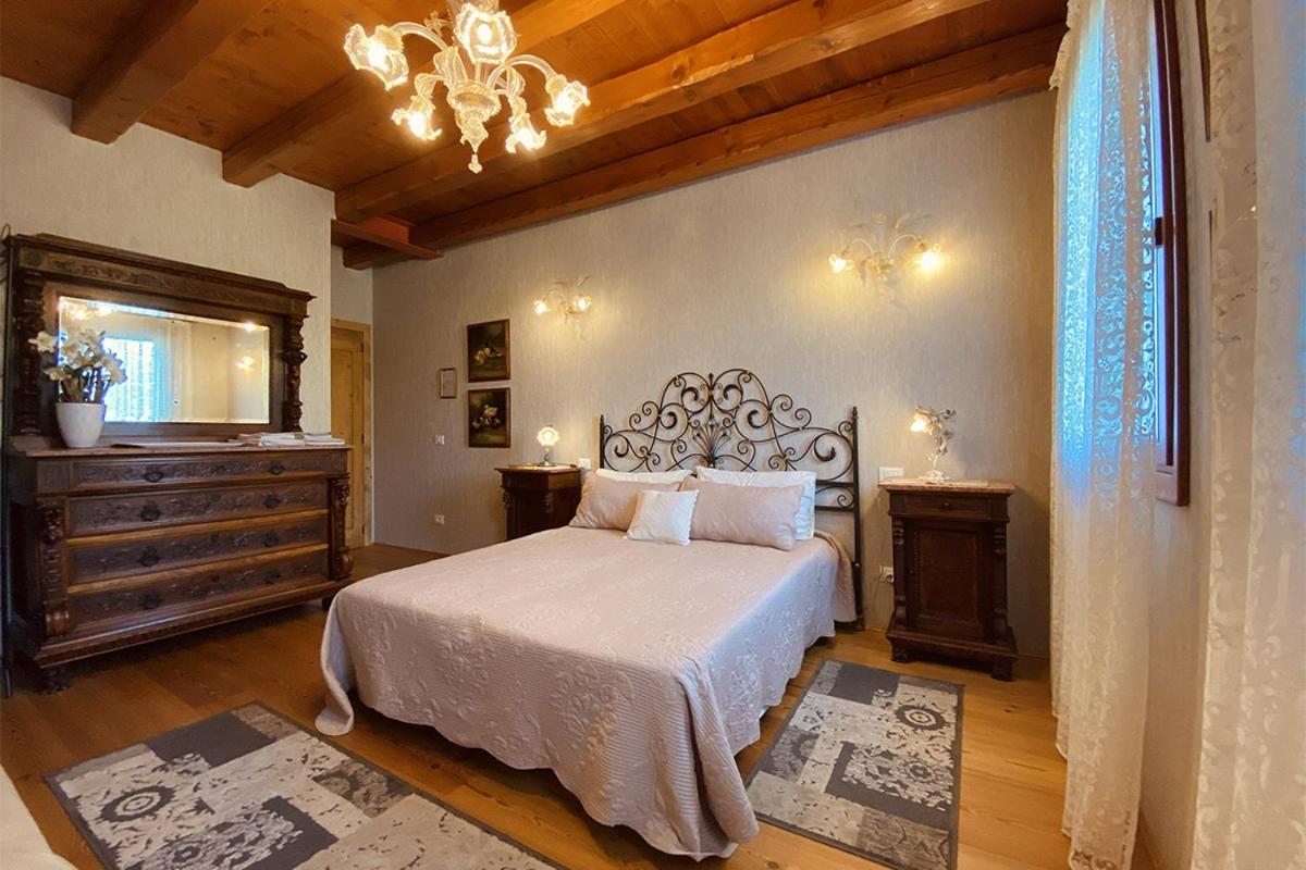 サン・ミケーレ・アル・タリアメント Al Vecchio Fienile Bed & Breakfast エクステリア 写真