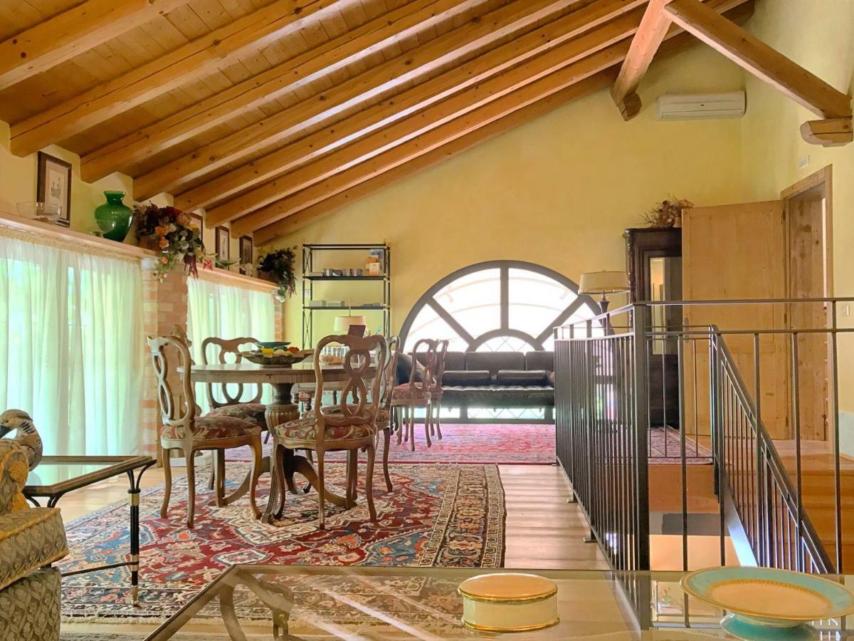 サン・ミケーレ・アル・タリアメント Al Vecchio Fienile Bed & Breakfast エクステリア 写真