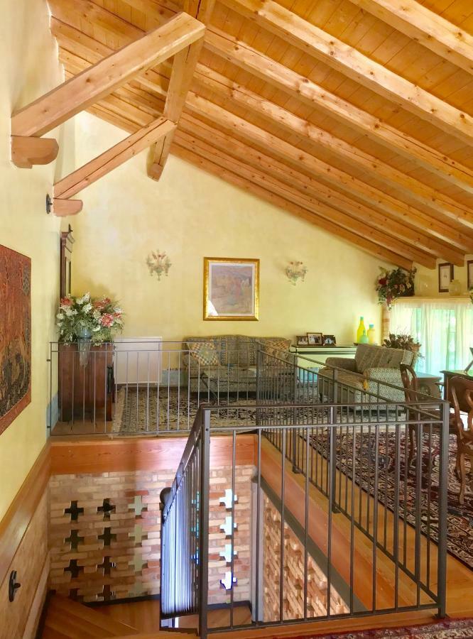 サン・ミケーレ・アル・タリアメント Al Vecchio Fienile Bed & Breakfast エクステリア 写真